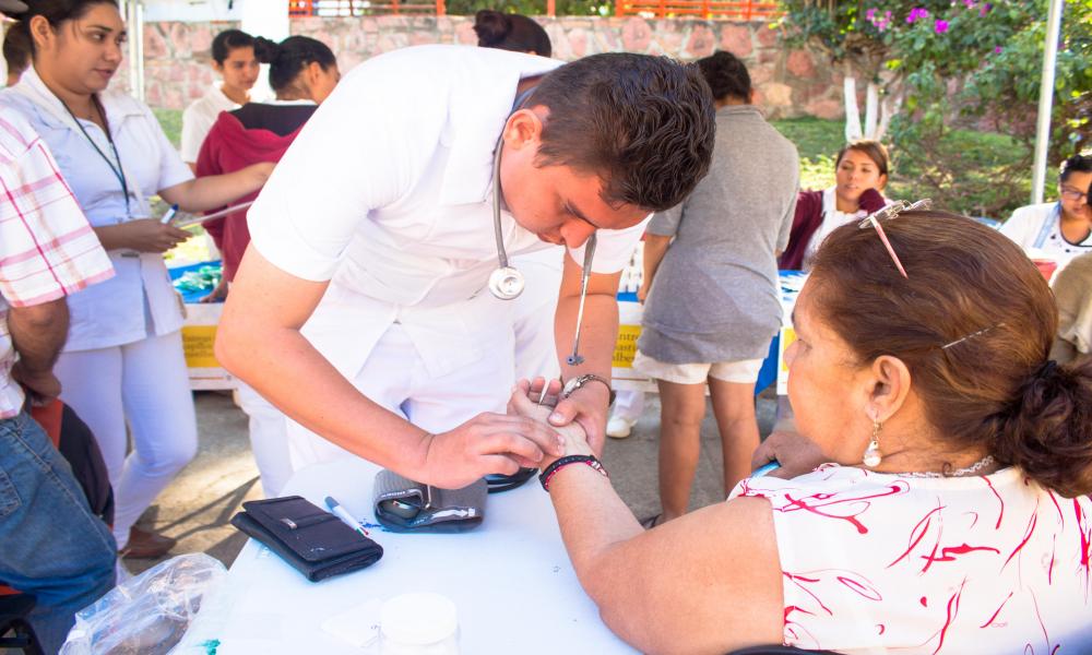 Brigadas Universitarias CUCosta amplía oferta de servicios a la población