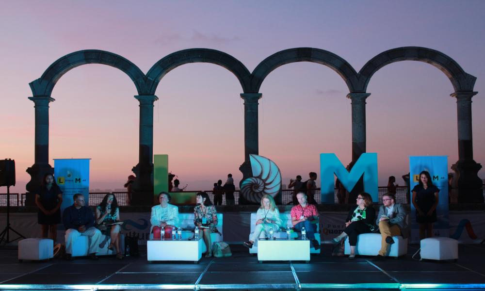 Puerto Vallarta recibe a poetas de México y el mundo en “Letras en la Mar”