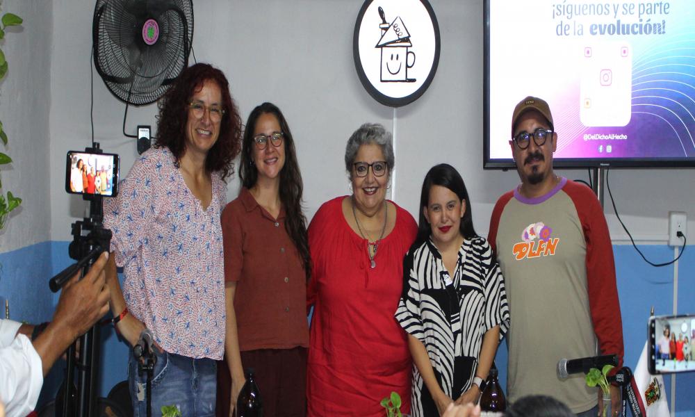 http://cucosta.cuc.udg.mx/noticias/presentan-programa-de-la-edicion-17-del-congreso-de-diseno-y-comunicacion-del-dicho-al-hecho