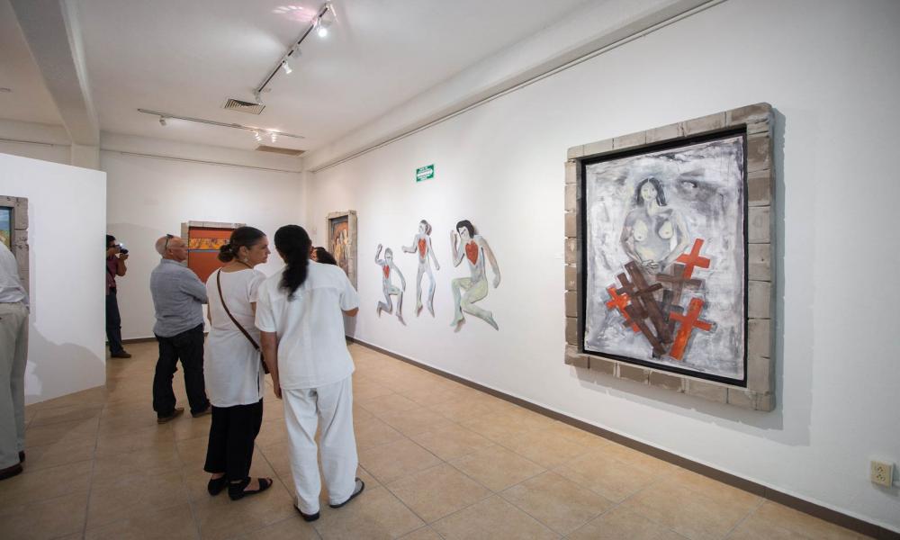 Continúa en CUCosta la exposición colectiva “Peligro de exclusión”