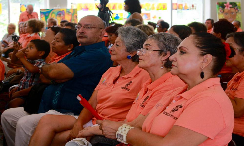Sistema Universitario del Adulto Mayor del CUCosta oferta 34 talleres gratuitos