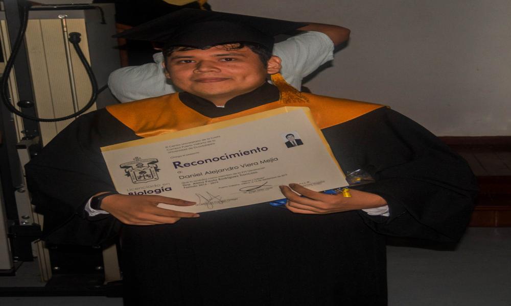 Egresó la XVII Generación de Licenciados en Biología de CUCosta