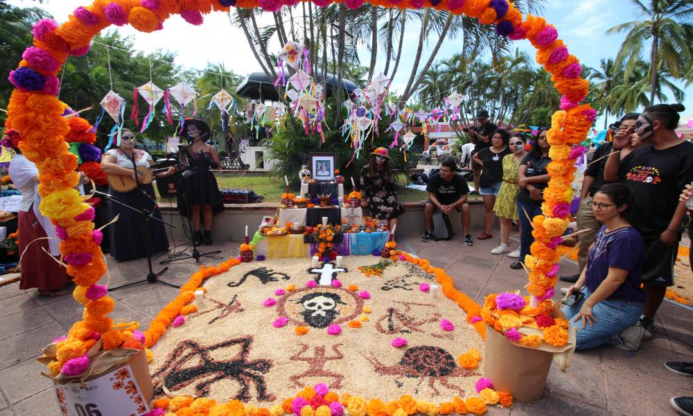 Celebraron en el CUCosta “Festival Cultural Día de Muertos”