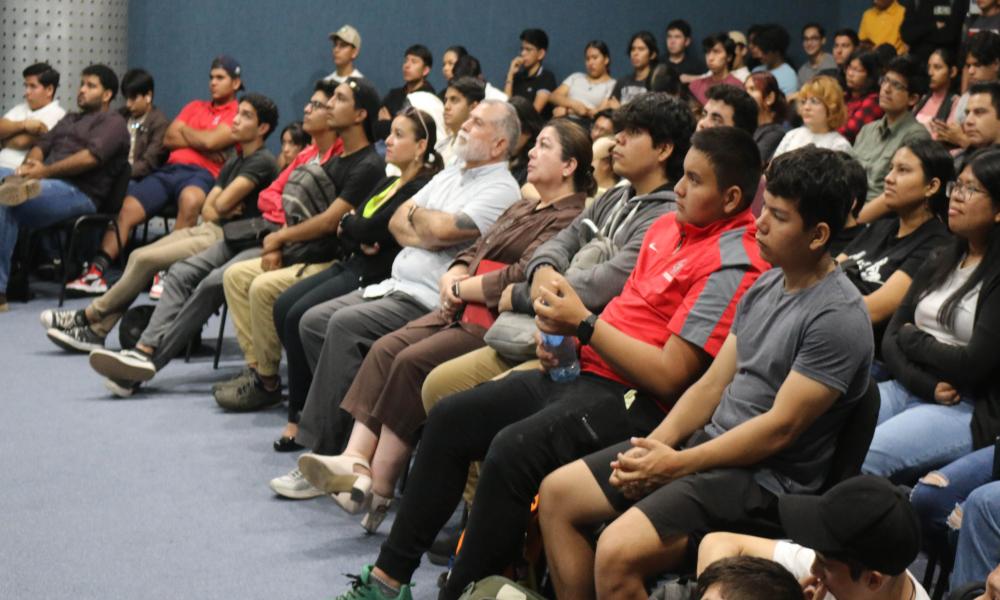 UdeG y ASU lanzan curso de inglés para la industria de los semiconductores