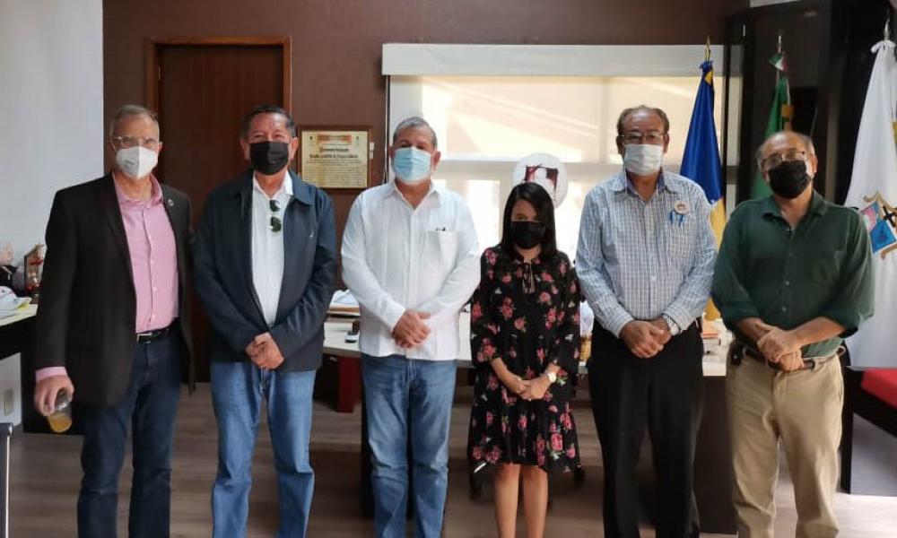 Muestra CUCosta interés en colaborar para atender problemas de Puerto Vallarta