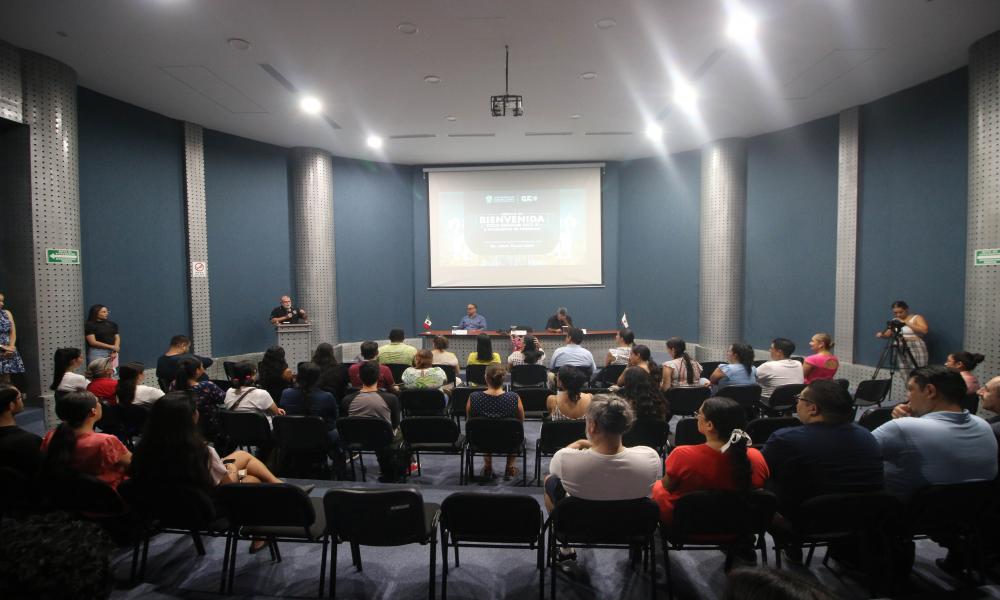 El Dr. Jorge Téllez López dio a la bienvenida a los estudiantes de Posgrados en el 2023-B