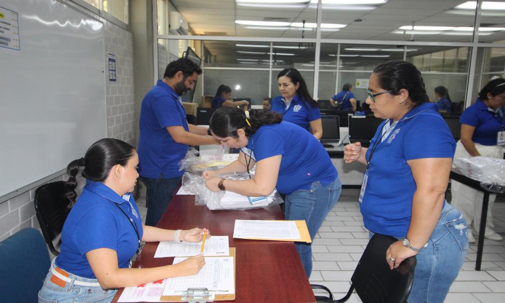 Acudió el 95.75% de aspirantes registrados a hacer examen de admisión en CUCosta
