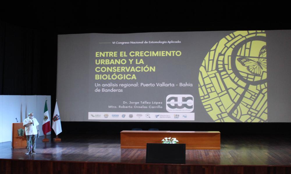 Las montañas son el motor económico y riqueza natural de Puerto Vallarta: Dr. Jorge Téllez