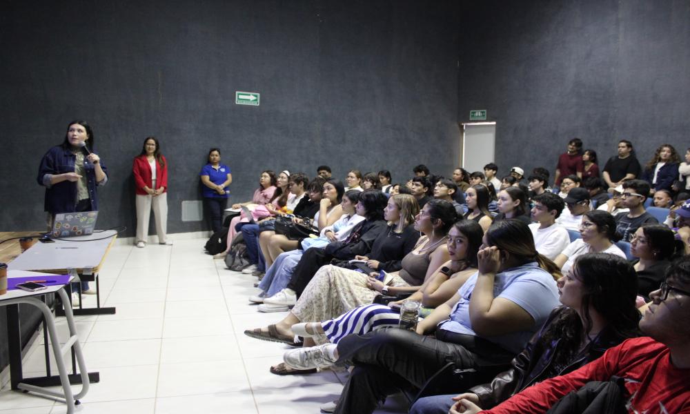Estudiantes de la UdeG cuentan con más de 300 opciones de intercambio académico