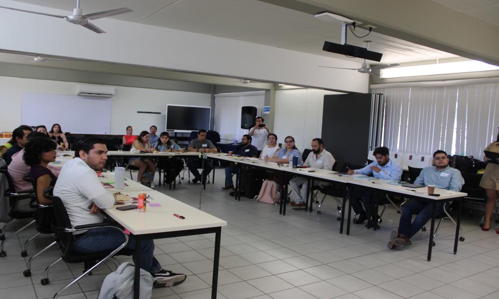 Presentan Estudio de Pertinencia de la Oferta de Posgrados en el CUCosta