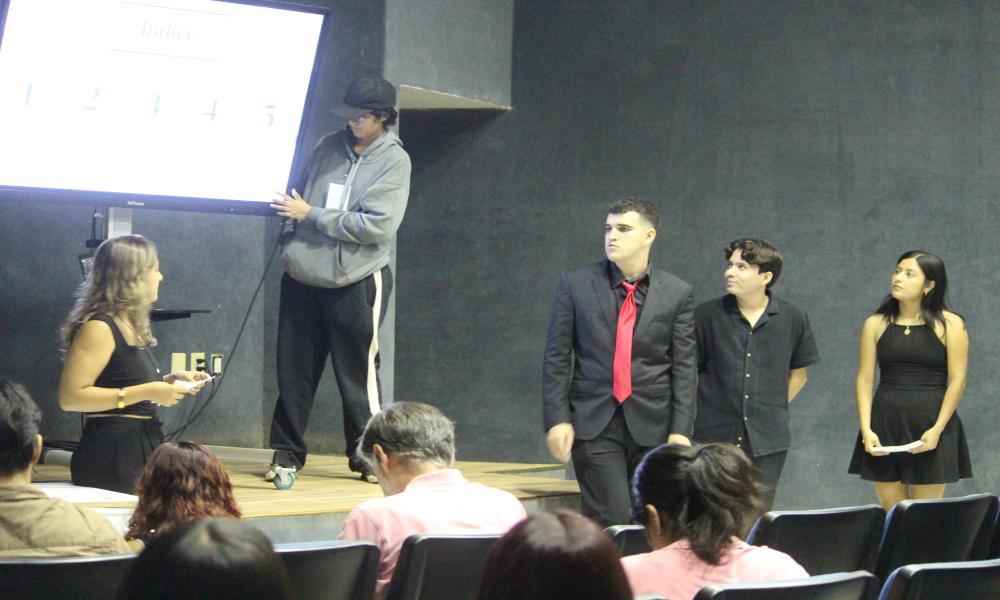 Estudiantes de Psicología participan en el Coloquio Estudiantil 