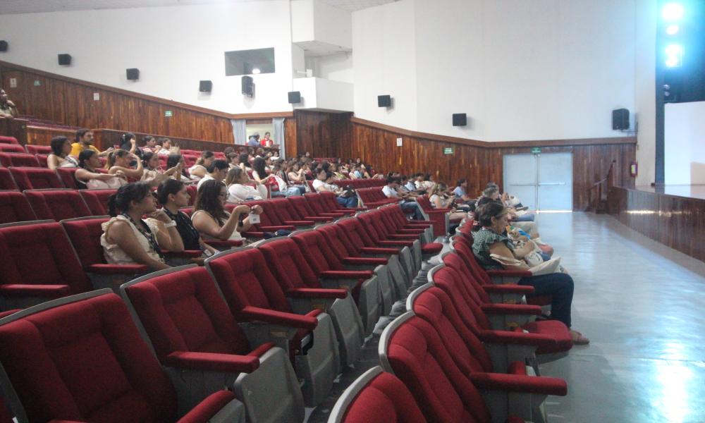 CUCosta da la bienvenida a 80 estudiantes del Programa Delfín 2026