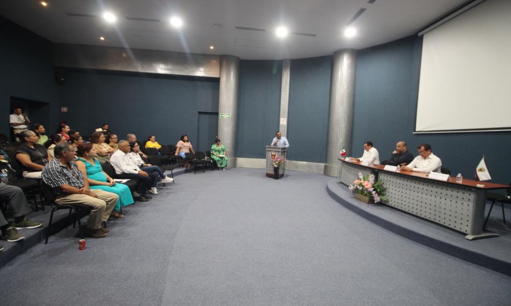 Impulsan certificación profesional de contadores públicos en coordinación con CUCosta 