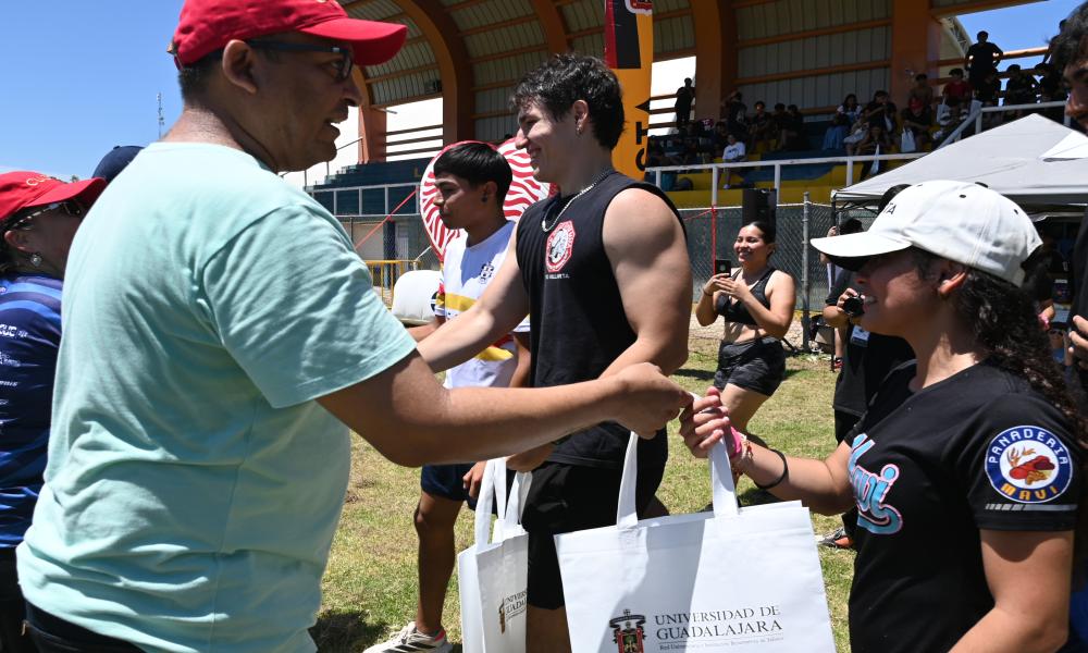 Participan 80 estudiantes del CUCosta en el “Rally por la Juventud”