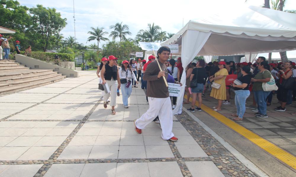 La rectora, Dra. María Esther Avelar Álvarez, dio la bienvenida a mil 066 estudiantes que inician su formación universitaria durante el ciclo escolar 2026-B.