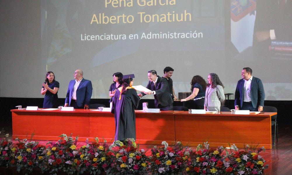 Se gradúa la LVII Generación de la Licenciatura en Administración del CUCosta 