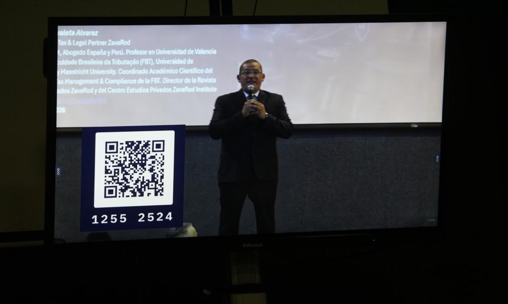 Estudiantes del CUCosta participan en el 21º Congreso Internacional de Contaduría Pública