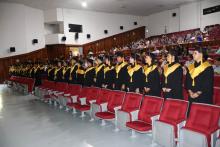 Emotivo acto académico con los egresados de las carreras de Diseño para la Comunicación Gráfica y Artes Visuales